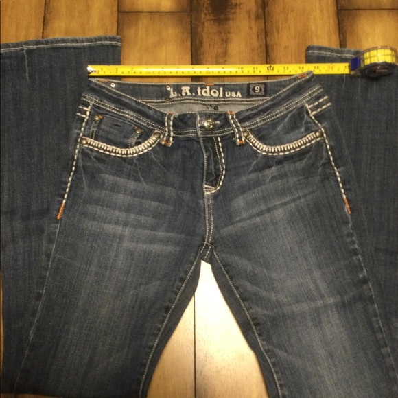 Woman’s bootcut Jean’s - Picture 3 of 3